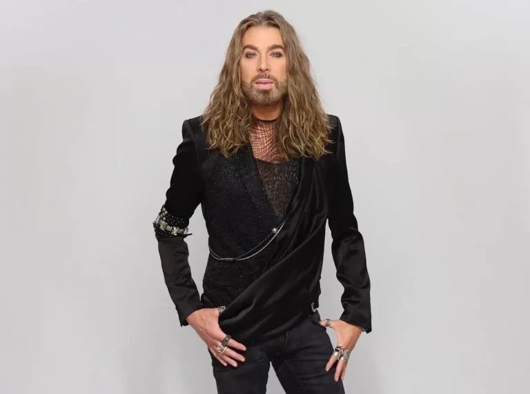 Chaz Dean