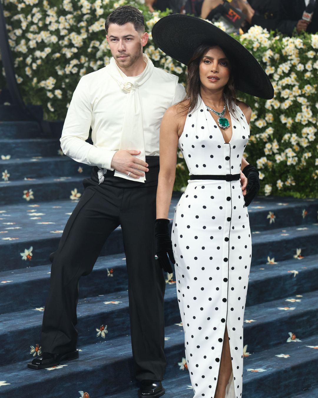 Priyanka Chopra and Anne Hathaway in Bulgari : MET Gala 2025