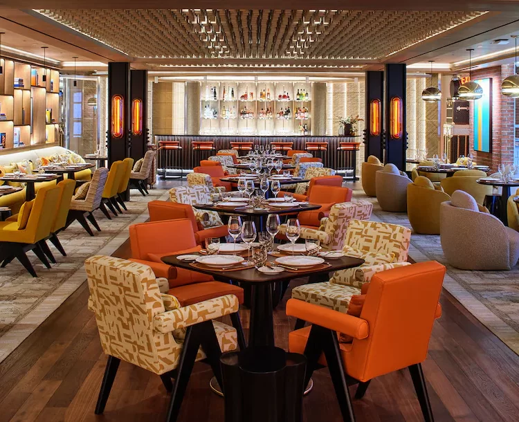 Le Café NYC: A Fusion of Luxury and Culinary Art