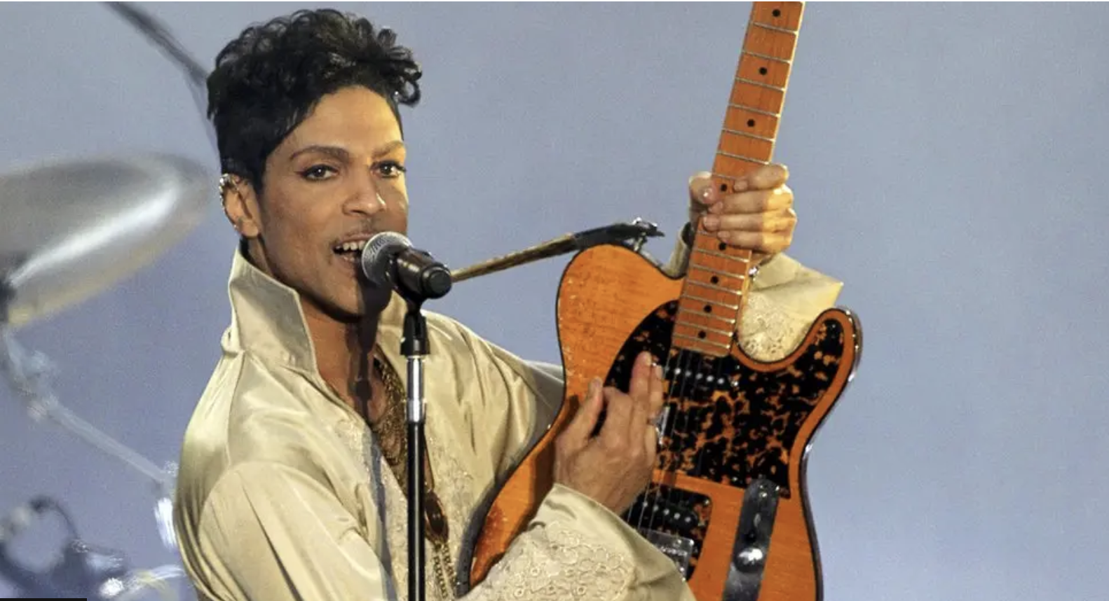 Hot Off The Press: Prince Memorabilia, Hamptons Art and More