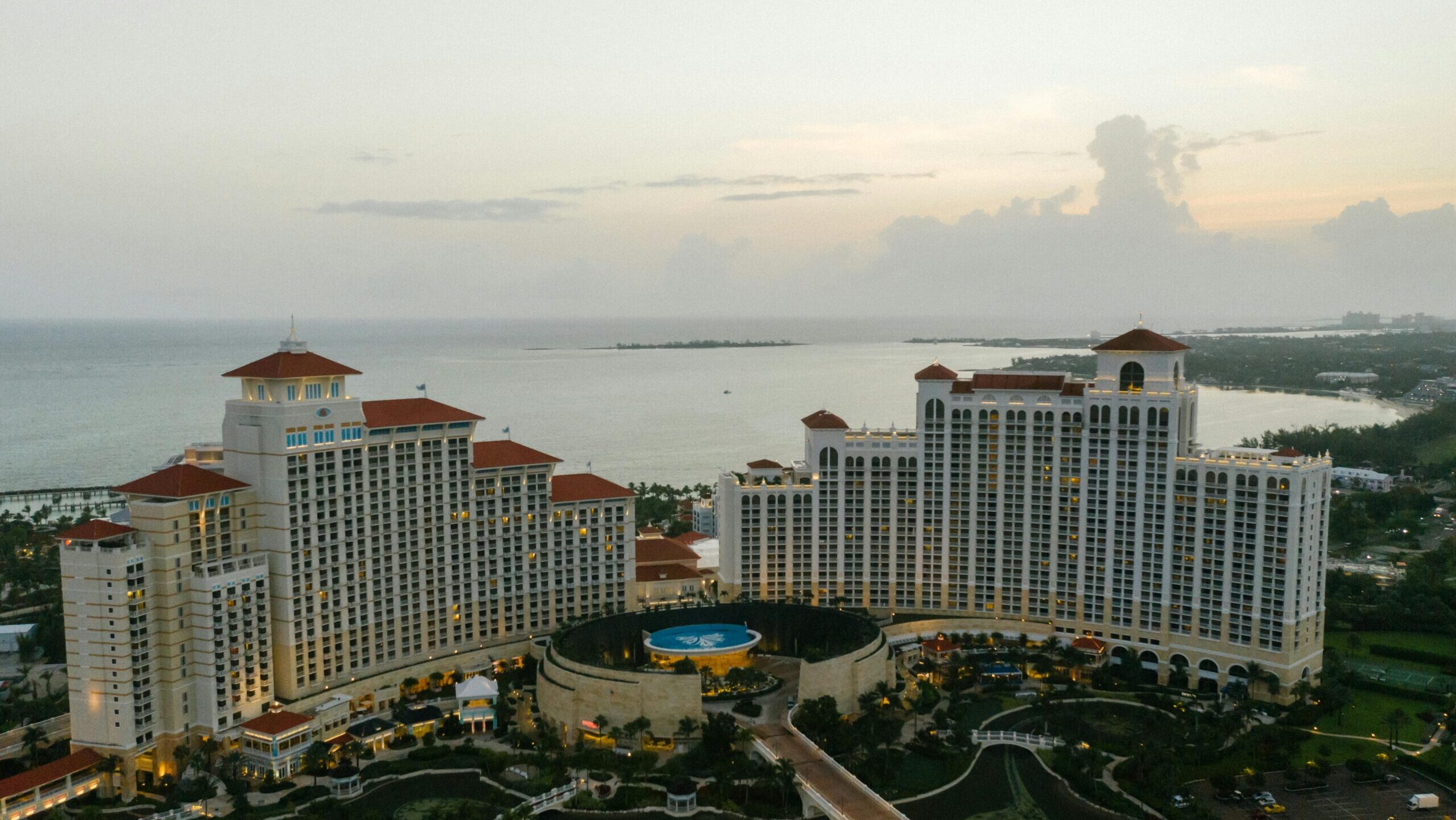 The PR Tactics Behind Casino Brands & Why Selling Glamour and Trust Works
