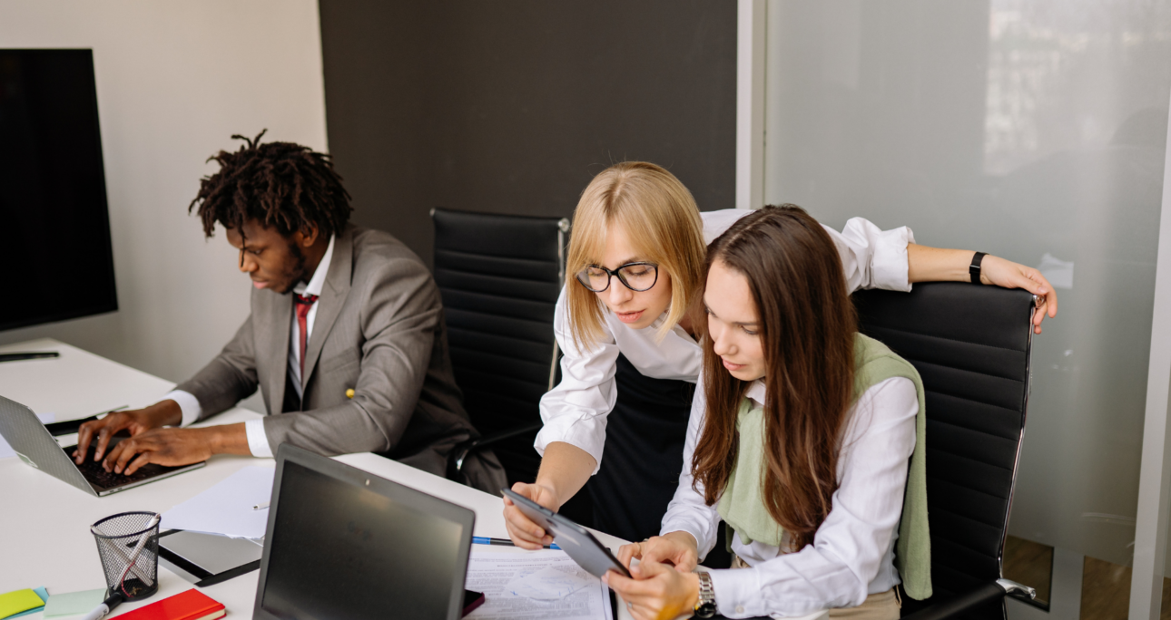 How Employee Intranets Boost Team Productivity and Collaboration