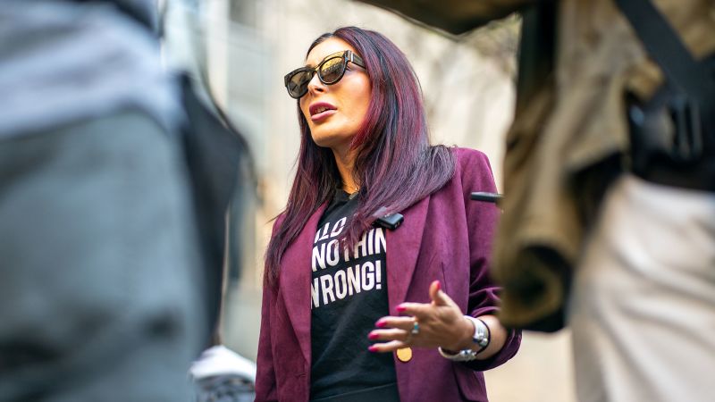 laura loomer net worth