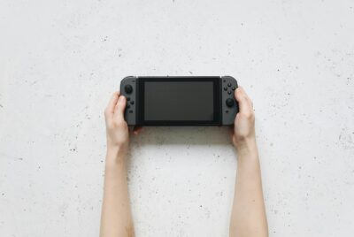 Six reasons why gaming and flying is the perfect combination  