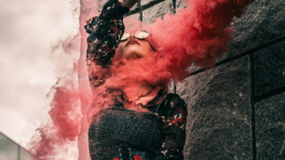 How Coloured Smoke Helps Create More Memorable Images