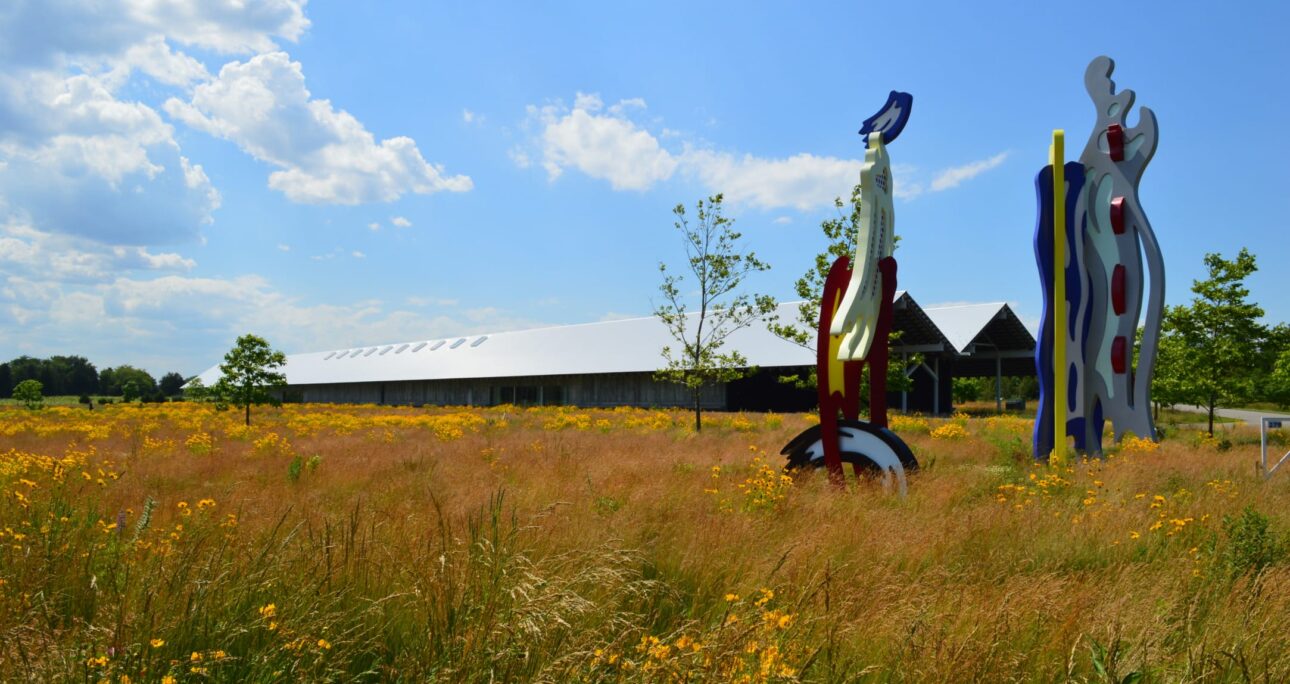 South Hamptons Art Center Featured in Galerie Magazine